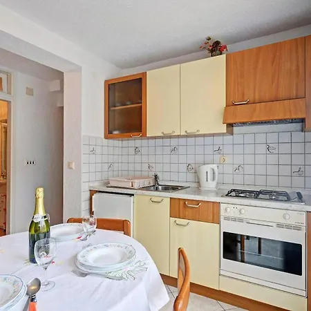 Cozy Alexandra For Relaxed Vacation 招待所